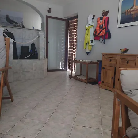 Lara Apartman Pomer